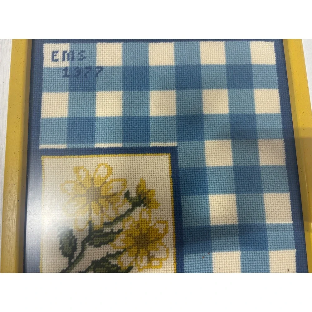 Vintage 1977 Needlepoint Gingham Floral Wall Art Yellow Wood Frame 12x12‎ EMS